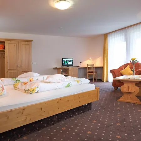 Sonne Neuhaeusle 3* Sankt Märgen