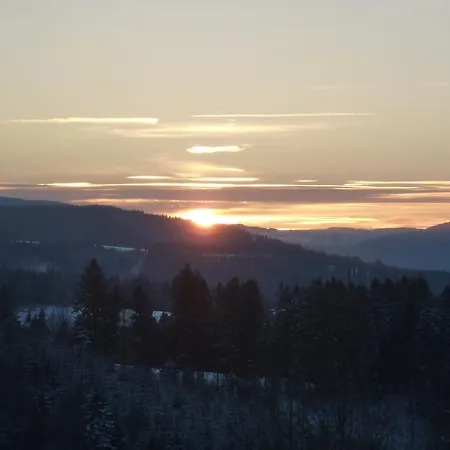 Sonne Neuhaeusle 3*